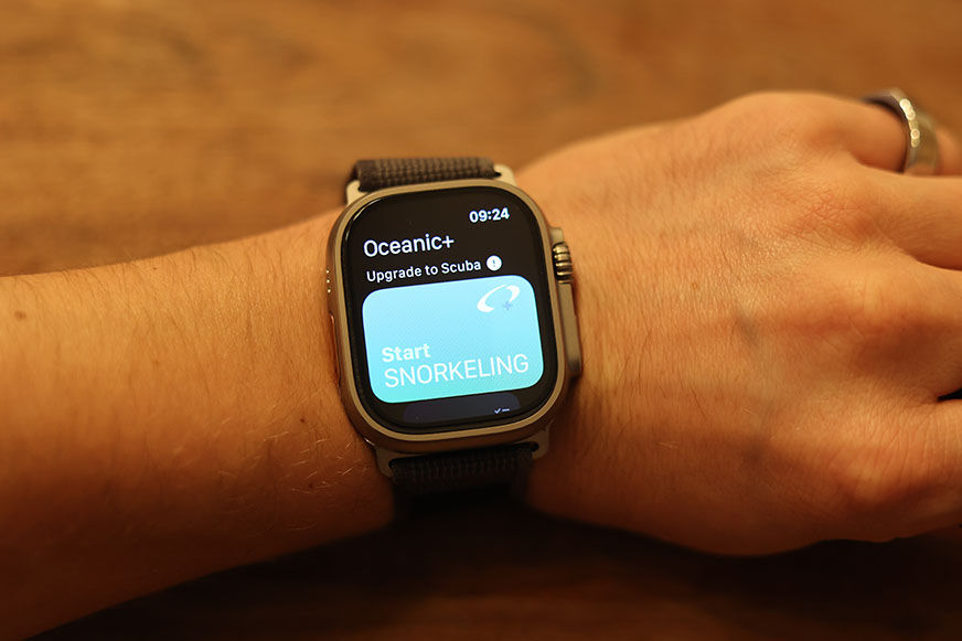 Режим подводного плавания в приложении Oceanic Plus.  